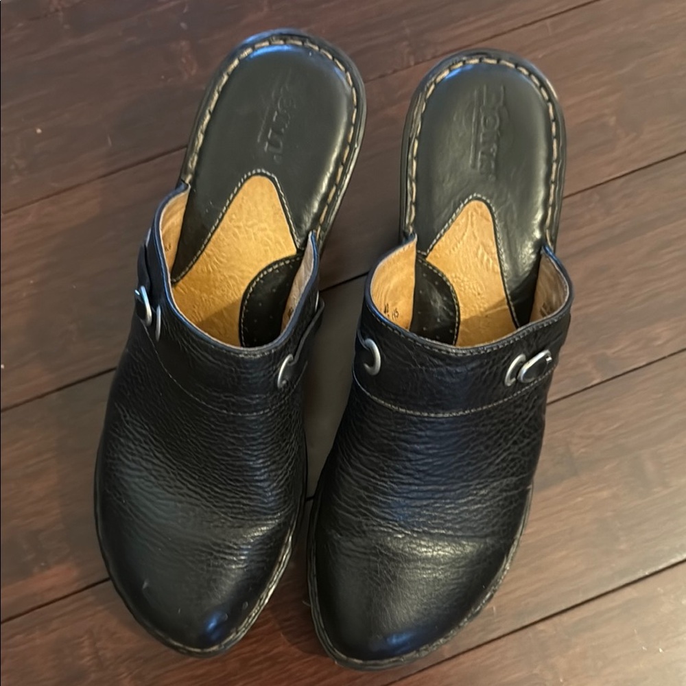 Born Black Leather Loafers with Sturdy Construction